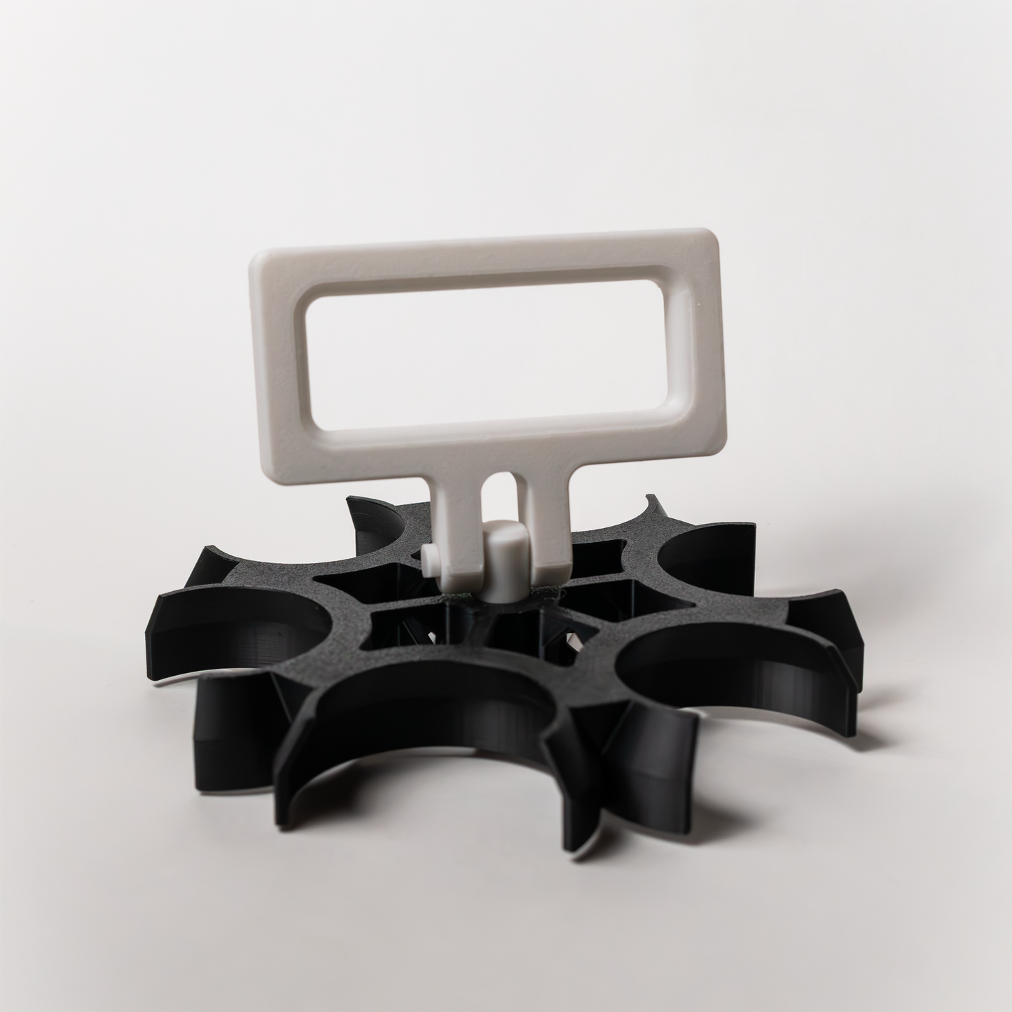 Pyörivä tölkkiteline